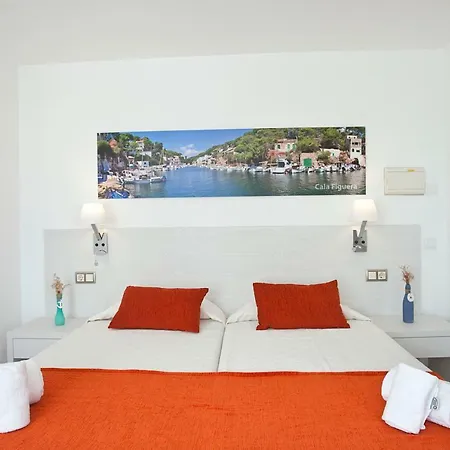 Ferrera Pins Cala Ferrera (Mallorca)